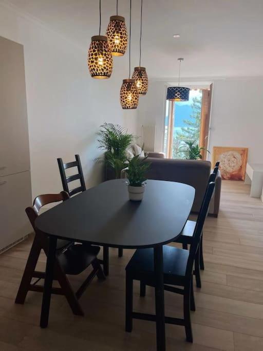 Veytaux Perfect Lake View New Apartment מראה חיצוני תמונה